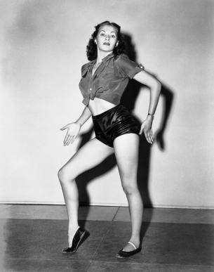 SALOME, WHERE SHE DANCED, Yvonne De Carlo, rehearsing her dance moves, 1945